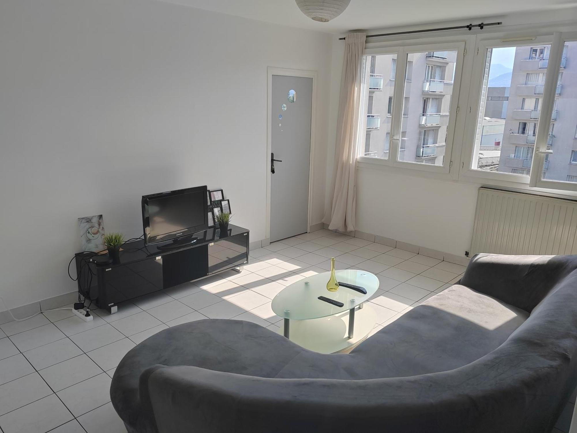 Une Chambre Dans Appartement Partage, Grenoble A 8 Min Du Centre-Ville Экстерьер фото