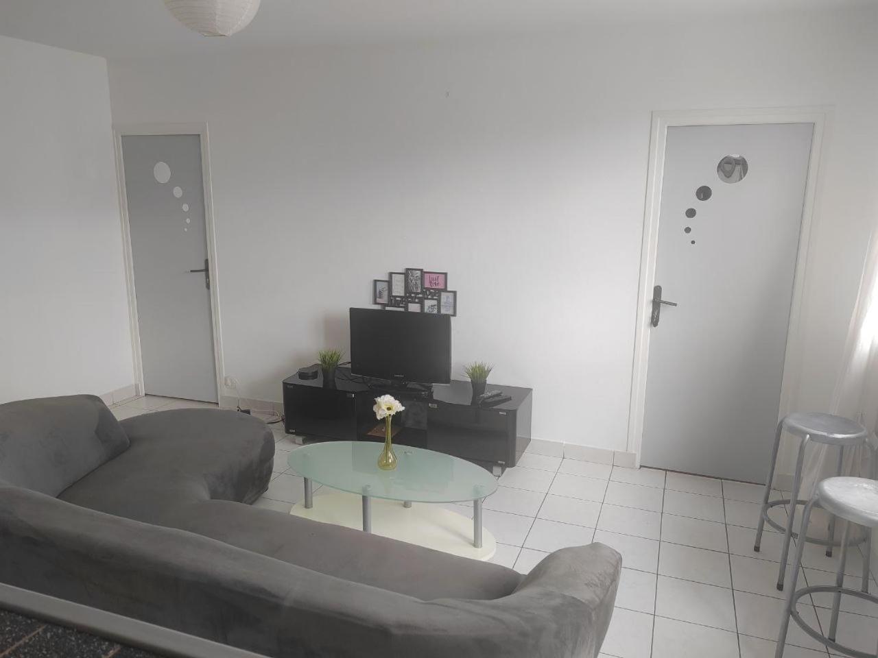 Une Chambre Dans Appartement Partage, Grenoble A 8 Min Du Centre-Ville Экстерьер фото